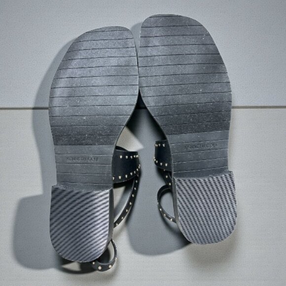 Kenneth Cole Ravenn Black Faux Leather Studded Sandal - Size 9 Med - Picture 11 of 14